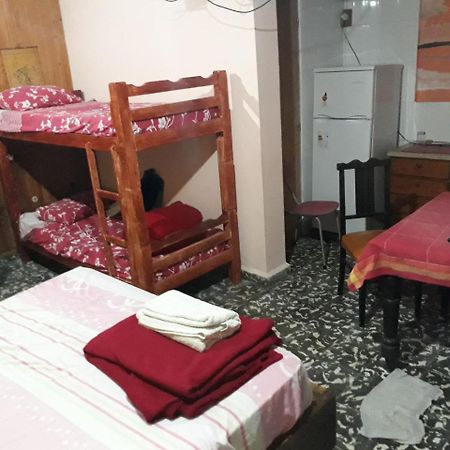 Carmelo Hostel エクステリア 写真
