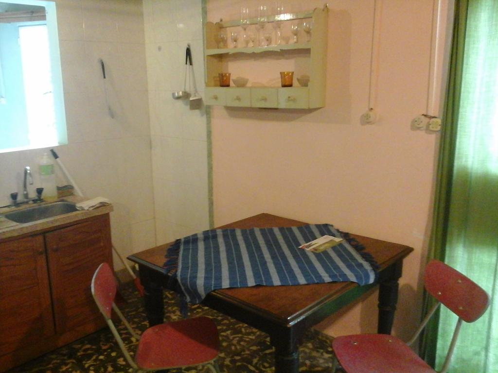Carmelo Hostel 部屋 写真