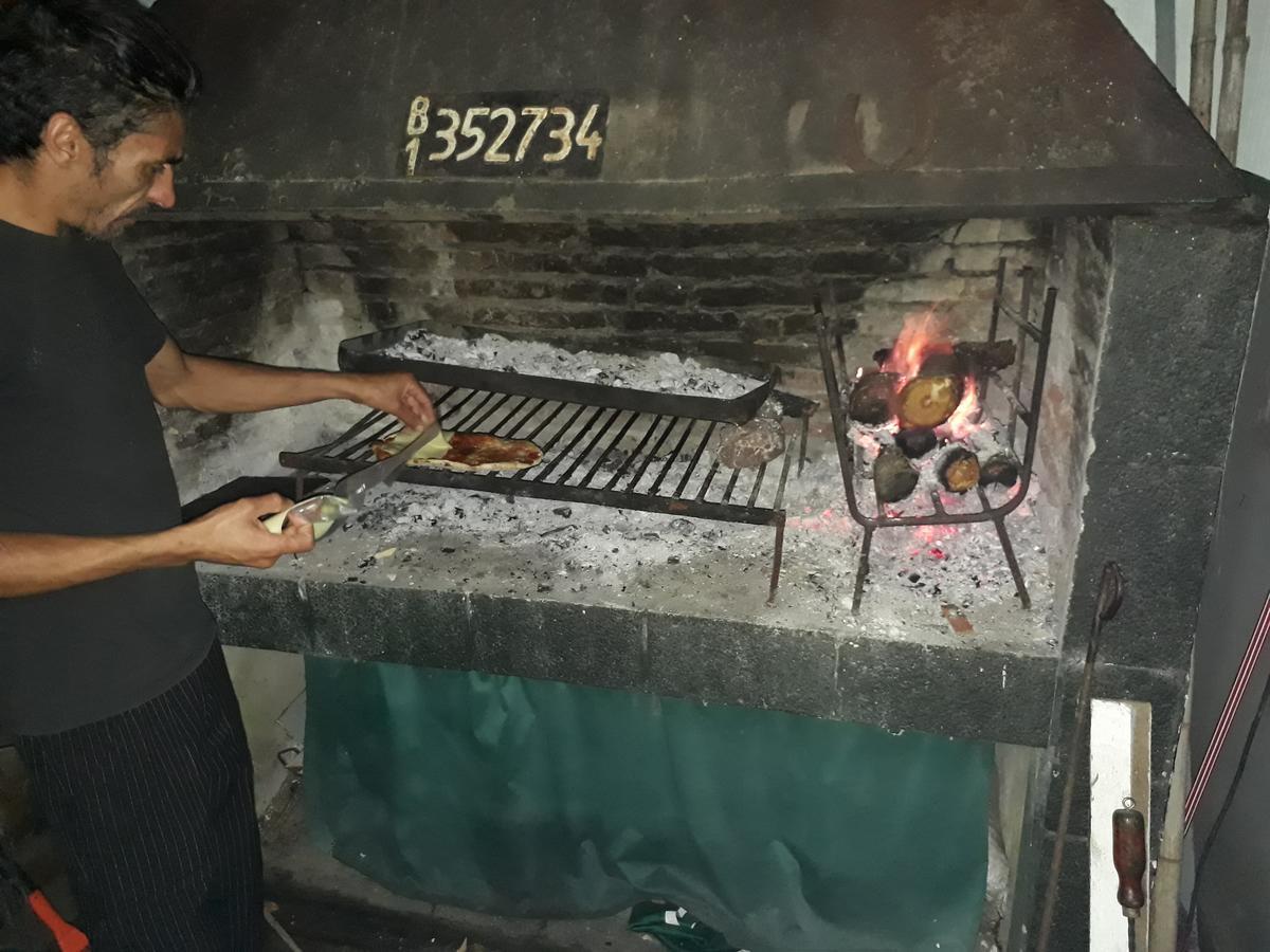 Carmelo Hostel エクステリア 写真
